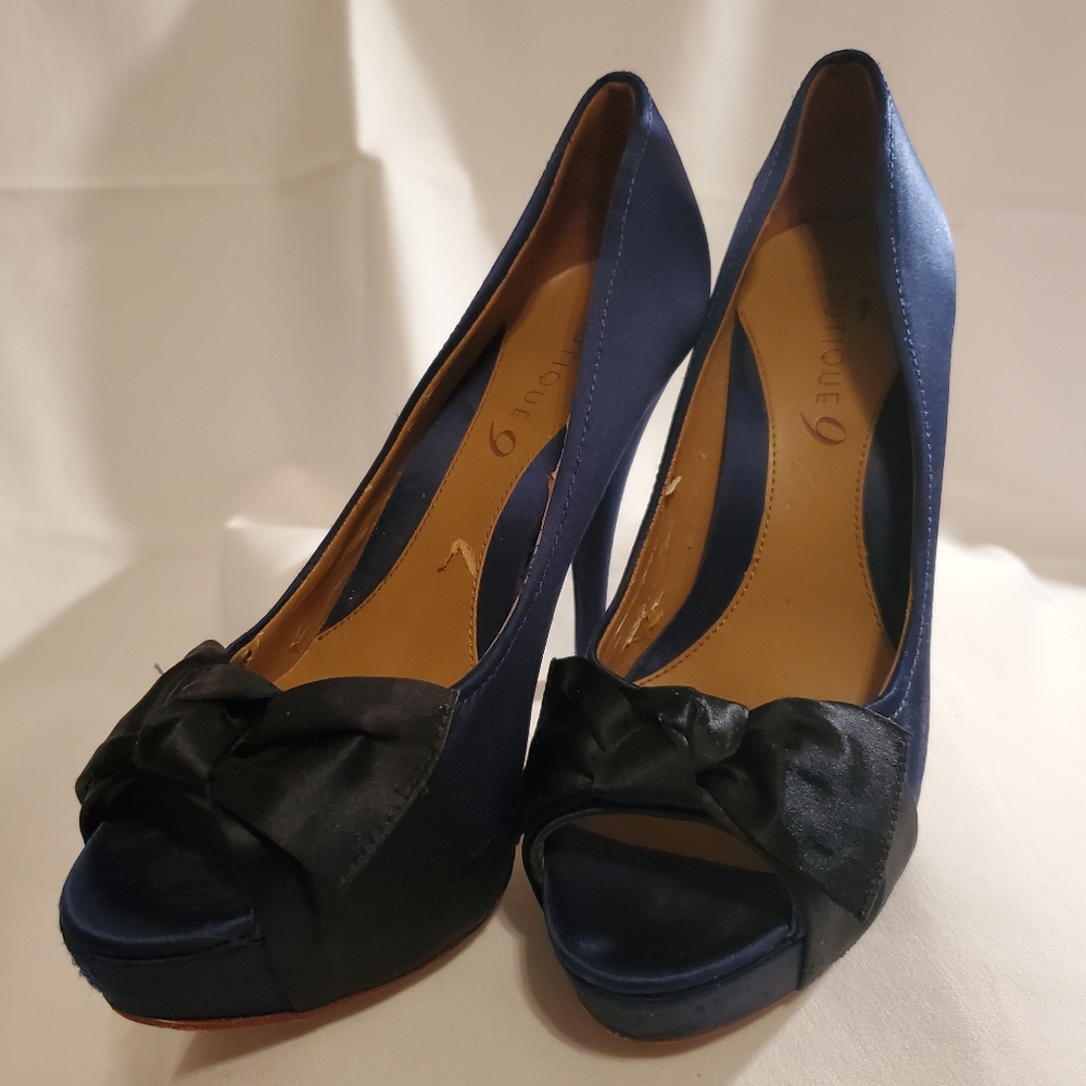 Boutique 9 Blue Satin Heels